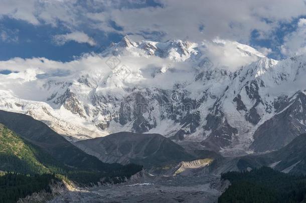 楠加山山山丘采用喜马拉雅范围,奇拉斯,Punjab