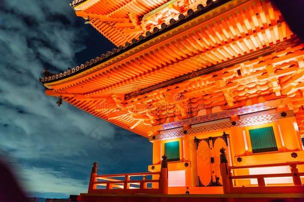 美丽的建筑学采用人名-debydroerythorbicacid脱氢抗坏血酸庙京都.