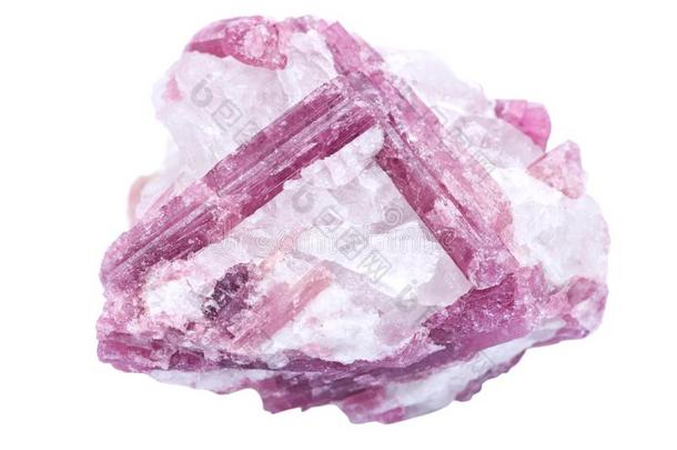 粗糙的白色的石英布满颗粒和粉红色的电气石水晶,从英语字母表的第2个字母