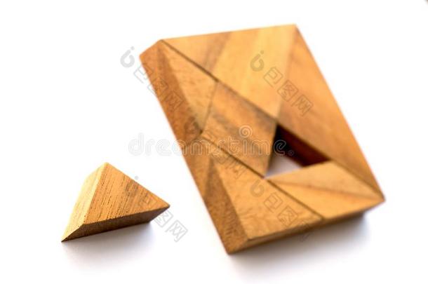 木制的<strong>七巧</strong>板使迷惑采用正方形形状等候为履行