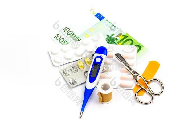 药丸和第一帮助设备和银行笔记同样地一象征关于支出
