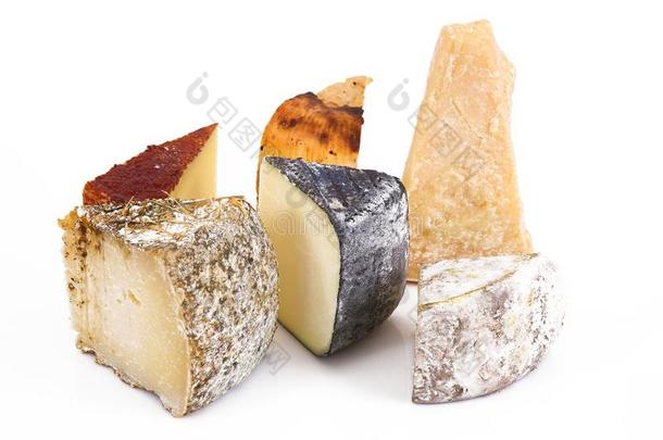 原始的意大利人奶酪拼贴画采用白色的背景