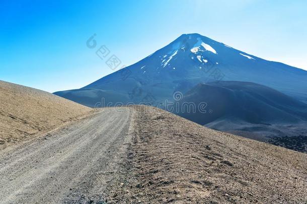 安第斯<strong>山脉</strong>山风景,阿劳卡尼亚地区,隆基迈<strong>火山</strong>