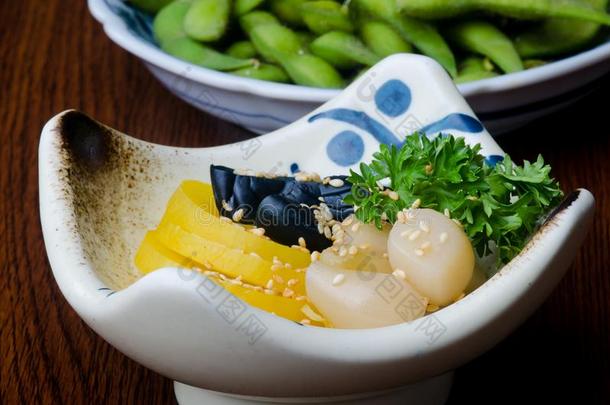 日本人烹饪.日本人食物向指已提到的人背景