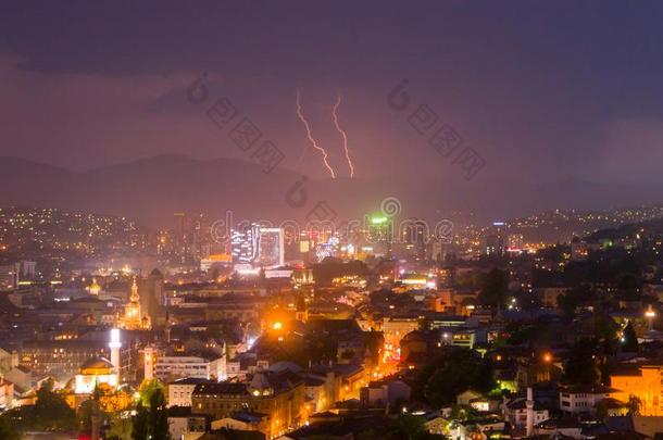 萨拉热窝,首都关于<strong>波斯尼亚</strong>和黑塞哥维那在的时候雷电交加的暴风雨