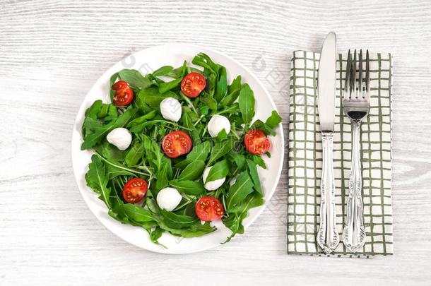 素食者食物和健康的生活方式观念-春季沙拉机智