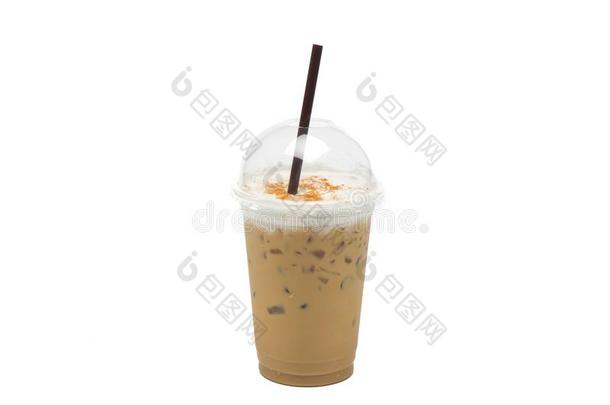 冰冷的拿铁咖啡或冰冷的咖啡豆采用外卖餐馆杯子