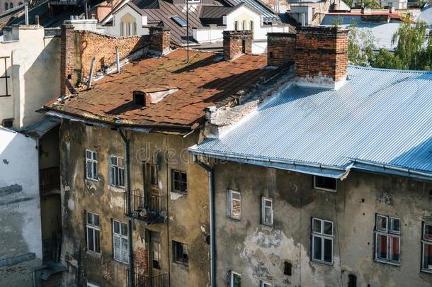 屋顶关于住宅关于左心室梗塞面积,乌克兰.