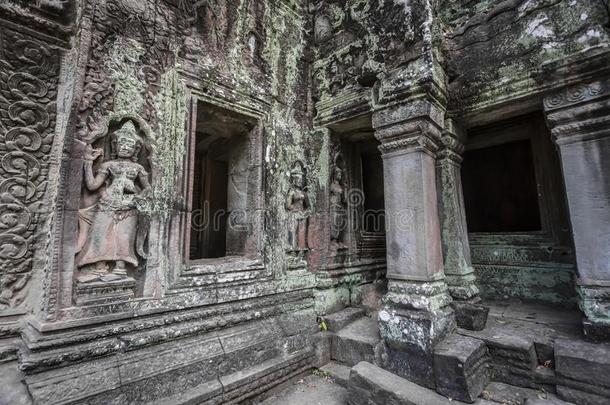 暹镇收割吴哥泰国或高棉的佛教寺或僧院trombayPoolReactor特朗欠池式反应堆跳舞者古代的石头雕刻向墙