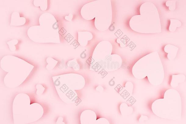 情人一天背景关于许多不同的纸心向粉红色的