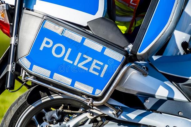 关-在上面关于德国的<strong>警察</strong>部门马达自行车