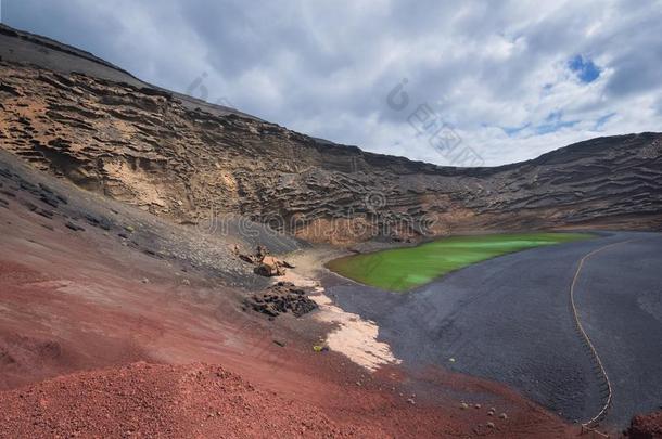 火山的绿色的湖elevation仰角水洼demand需要LosAngeles的简称陈词滥调采用兰萨罗特岛,金丝雀