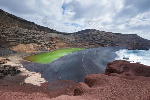 火山的绿色的湖elevation仰角水洼demand需要LosAngeles的简称陈词滥调采用兰萨罗特岛,金丝雀