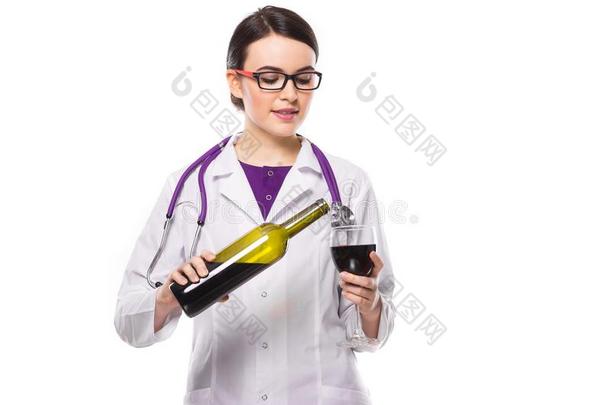 年幼的女人医生和听诊器传布葡萄酒采用白色的对甲苯磺酰肼