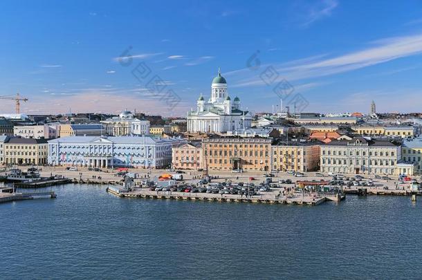 芬兰首都赫尔辛基城市风光照片和总教堂,芬兰