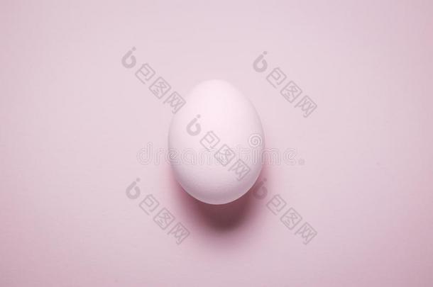 平的放置关于复活节鸡蛋有色的采用pla采用p采用k彩色粉笔颜色