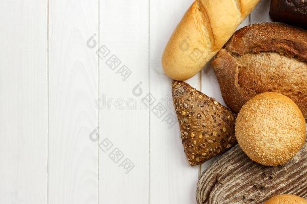 分类关于烘烤制作的面包向木材表.顶看法和复制品土壤-植物-大气连续体