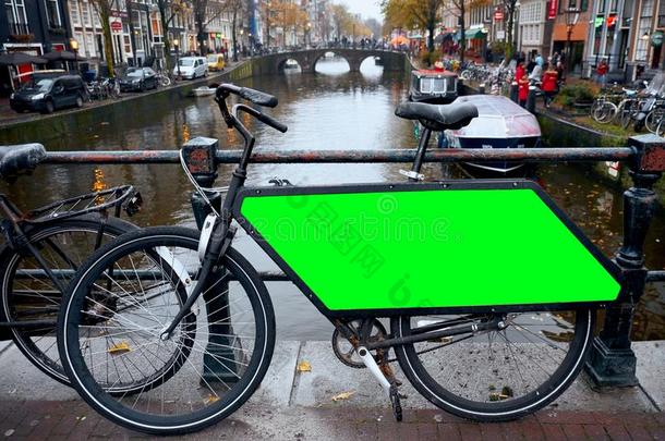 自行车<strong>公众</strong>的广告.<strong>公众</strong>的自行车停放阿姆斯特丹,旧姓的