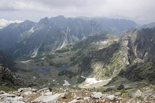 徒步旅行跟踪向瑞西登上,火星北半球一地区看法向登上ain冰斗湖大的青蛙