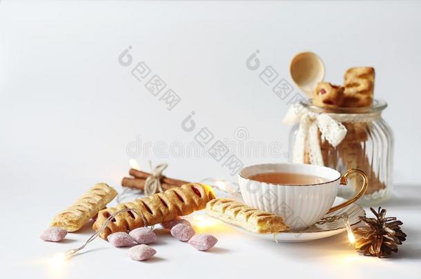 茶水和糕点为早餐.糖果和糕点和发疯的英语字母表的第6个字母