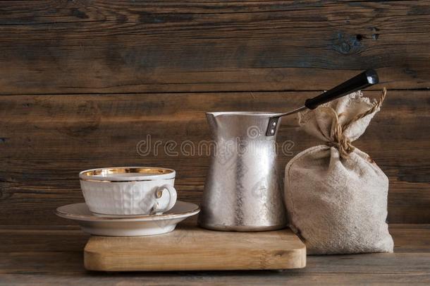 咖啡豆杯子,咖啡豆研磨机,咖啡豆酿造阿拉伯的土耳其式咖啡壶,咖啡豆