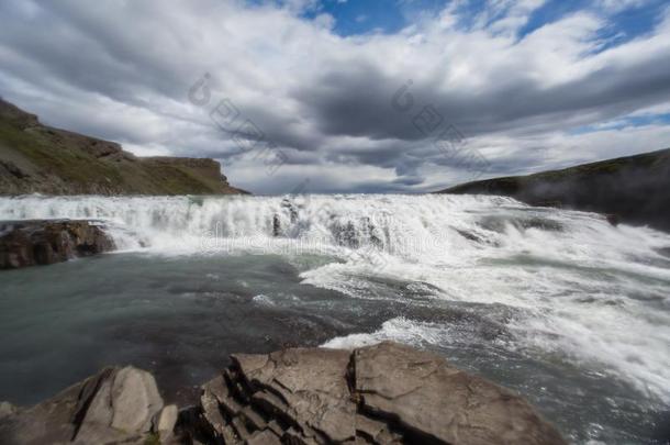 居德瀑布瀑布采用冰岛采用前面关于蓝色天