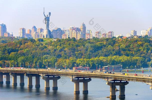 佩顿Pate的昵称桥祖国纪念碑基辅