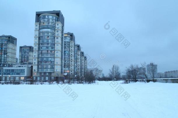 住宅的四分之一向指已提到的人郊外关于指已提到的人城市