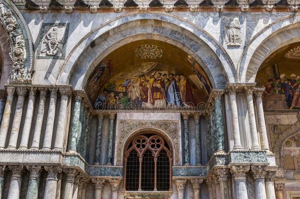 指已提到的人家长的总教堂长方形廊柱大厅关于圣人般的人斑点,威尼斯