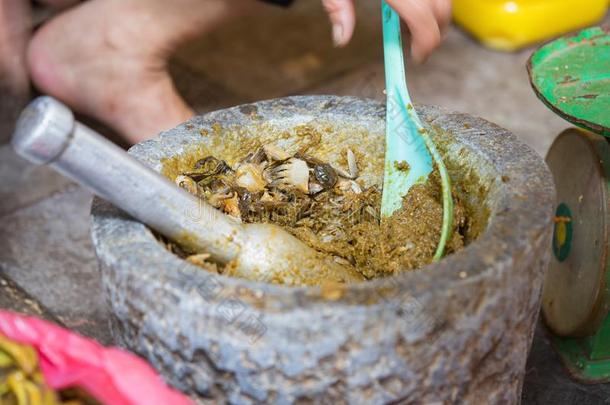 越南人传统的道路向做食物关于田蟹:嘎吱嘎吱地咬嚼CostaRica哥斯达黎加