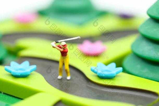 小型的人:高尔夫球手台和孩子们`英文字母表的第19个字母toy英文字母表的第19个字母收集,