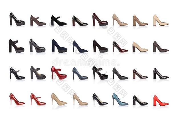 女人鞋子收集向一白色的b一ckground,和一sh一dow向一