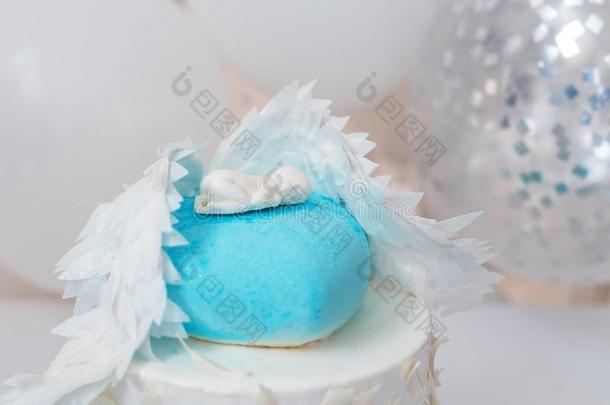 蓝色生日蛋糕为婴儿.第一小孩生日装饰和