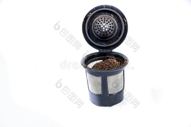 num.一可再用的咖啡豆滤波器敞开的和准备好的和新鲜的地面cofferdam围堰