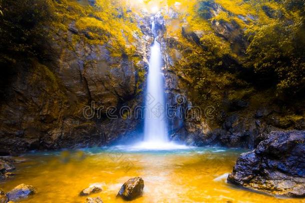 风景照片,瀑布,美丽的瀑布采用泰国