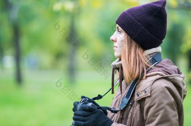 美丽的两个人旅行者旅行<strong>摄影</strong>师<strong>摄影</strong>人名