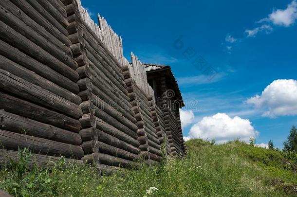 老的<strong>加强</strong>的解决,木制的老的墙