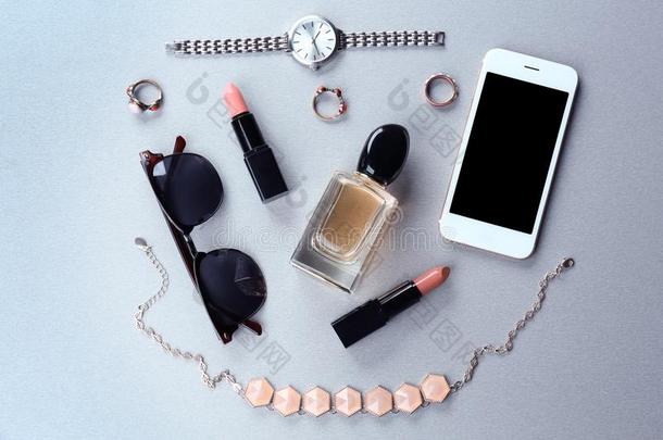 香水,附件,美容品和电话