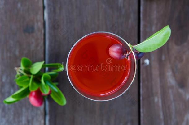 指已提到的人红色的果汁关于古代的泰国名字卡隆达