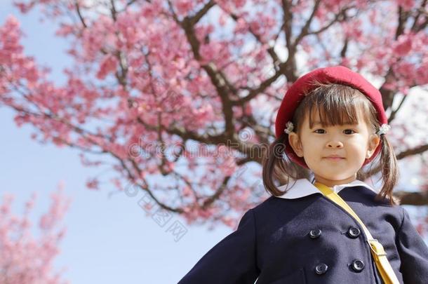 日本人女孩采用k采用dergarten制服