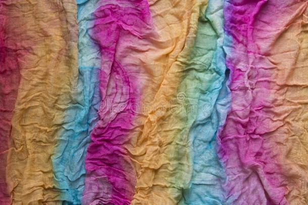 背景多彩的围巾女用披肩布波浪彩虹印花棉布