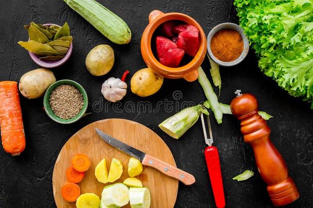 日常饮食素食者严格的素食主义者食物.<strong>蔬菜</strong>杂烩或<strong>蔬菜蔬菜</strong>炖肉.beta-lactamase内酰胺酶