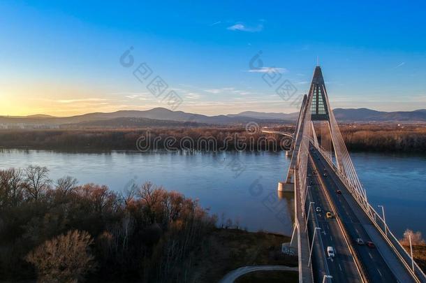 空气的照片关于梅盖里桥采用布达佩斯