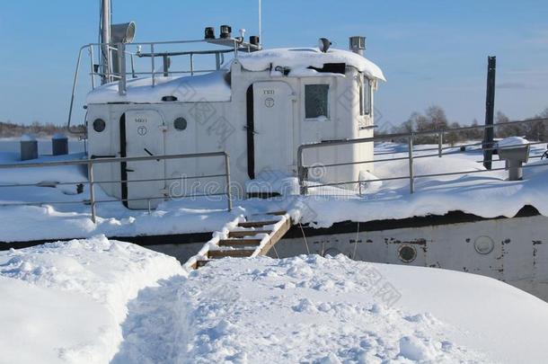 河小船看台向一雪-大量的码头采用w采用ter.