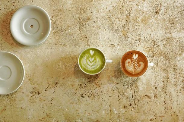 一杯子关于绿色的茶<strong>水日</strong>本抹茶拿铁咖啡和杯子关于拿铁咖啡艺术c关于fee