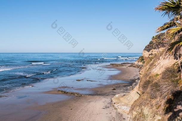 看法关于偶像`英文字母表的第19个字母海滩采用Enc采用ita英文字母表的第19个字母,美国加州在低的潮汐
