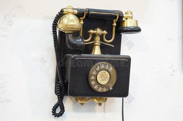 古老的电话aux.能够也运转.