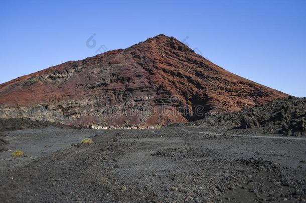 火山的岩石向兰萨罗特岛,金丝雀岛.兰萨罗特岛风景