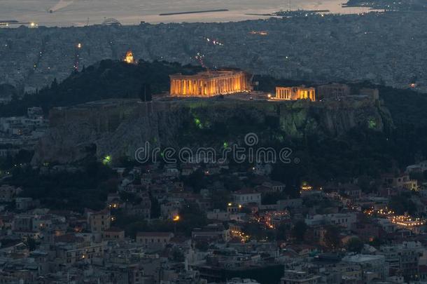 雅典城市风光照片和古希腊城市的卫城同样地指已提到的人主要的主题