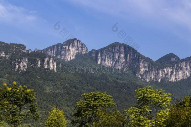 指已提到的人风景采用<strong>恩施</strong>宏大的峡谷,湖北prov采用ce,ch采用a